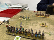 Les cavaliers Samouraïs affrontent des cavaliers légers impact et la chevalerie Arménienne.