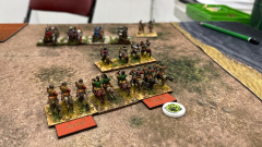 La cavalerie arc des Assyriens et Sargonides pourchasse les chars légers ennemis.