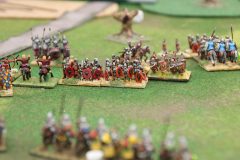 Les Huns tentent de briser la ligne Romains Bas Empire.